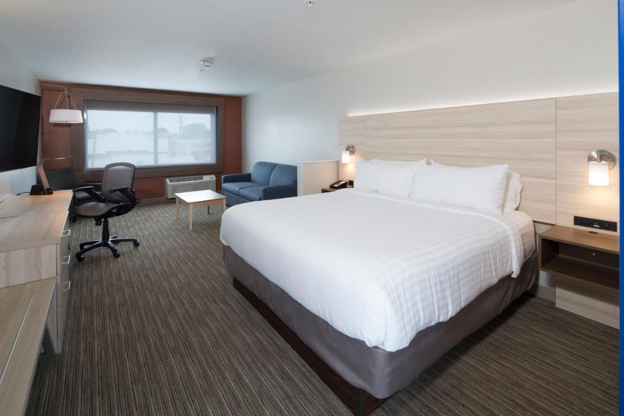 Holiday Inn Express & Suites Alpena - Downtown By Ihg Exteriér fotografie