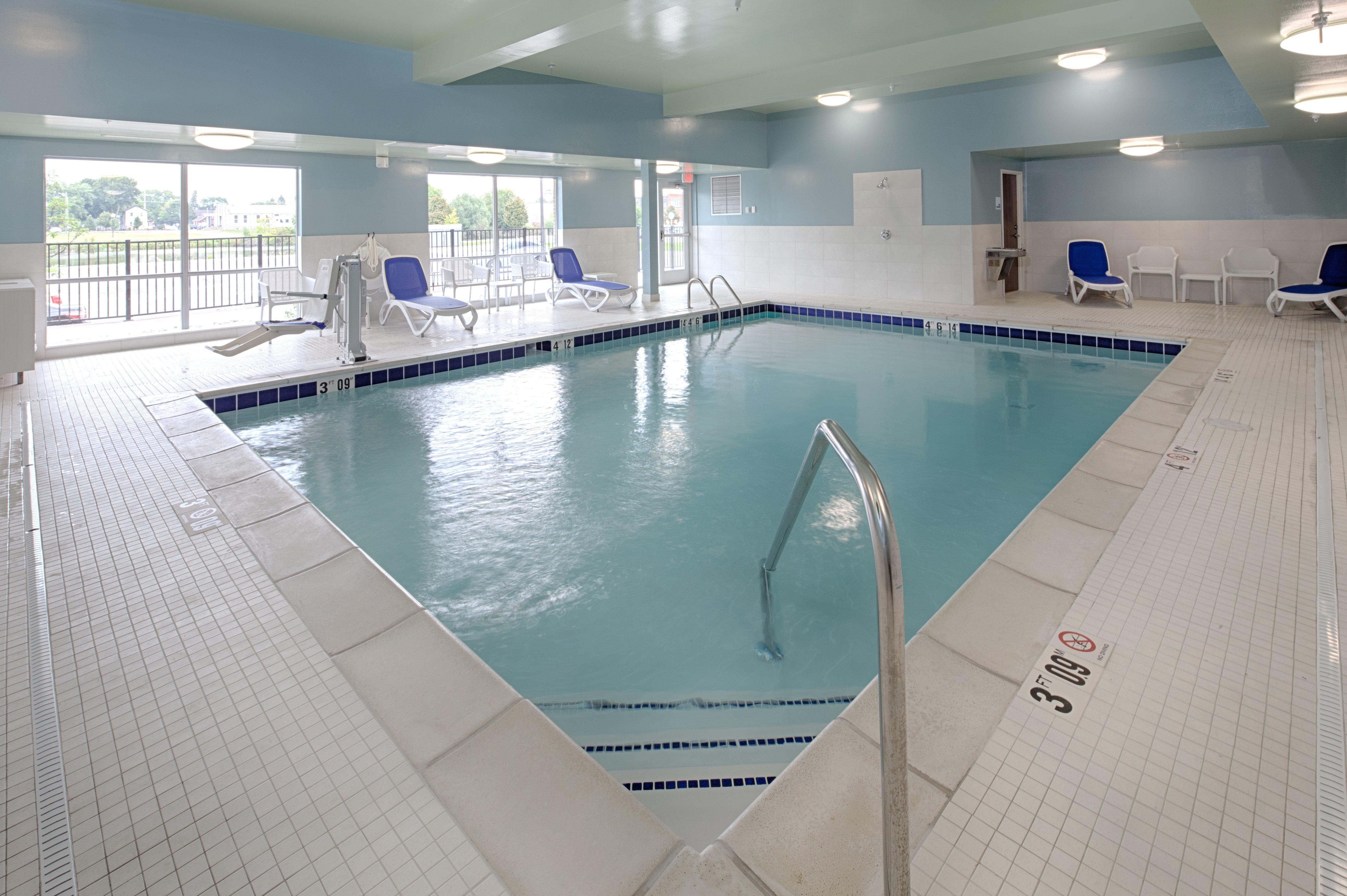 Holiday Inn Express & Suites Alpena - Downtown By Ihg Exteriér fotografie