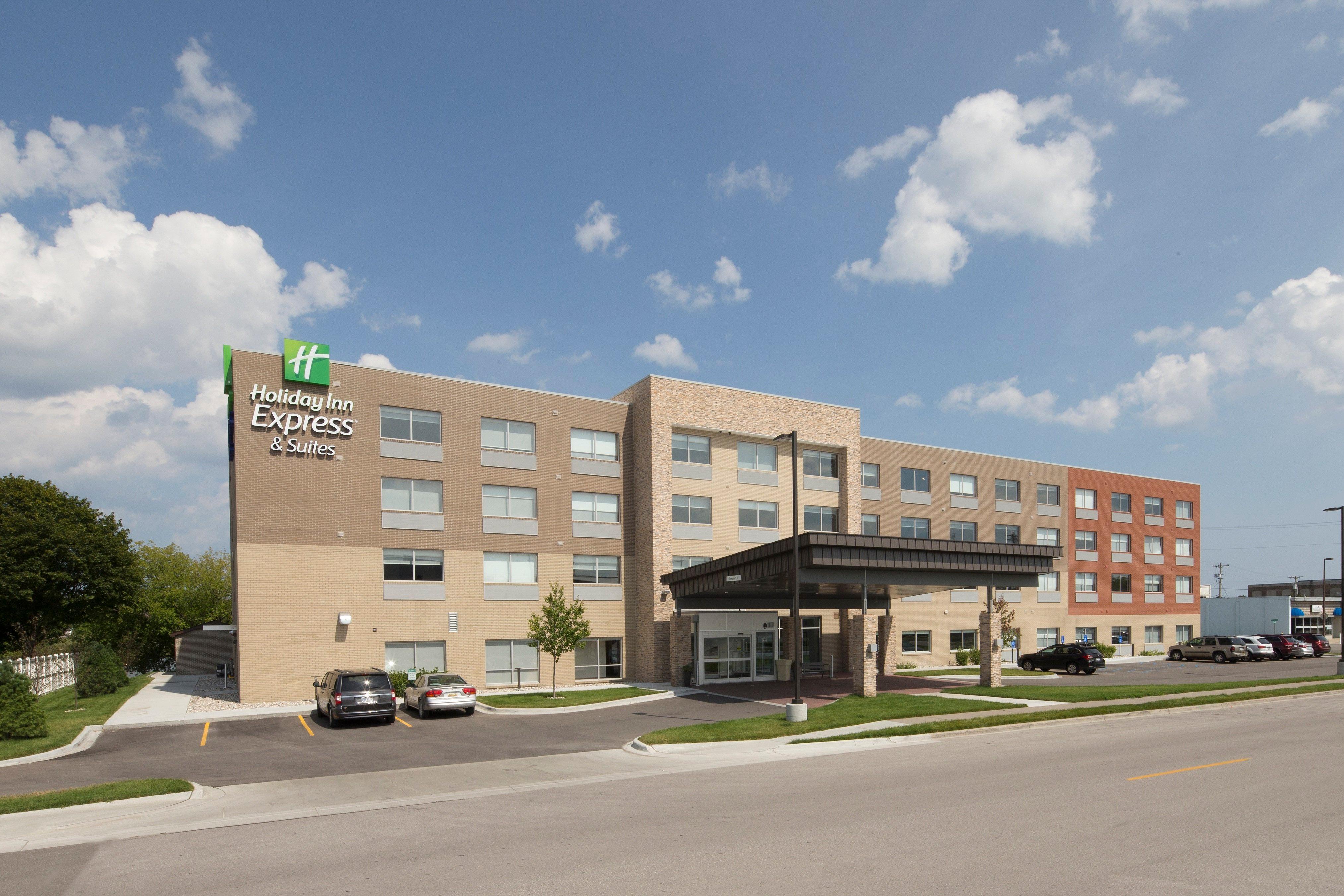 Holiday Inn Express & Suites Alpena - Downtown By Ihg Exteriér fotografie