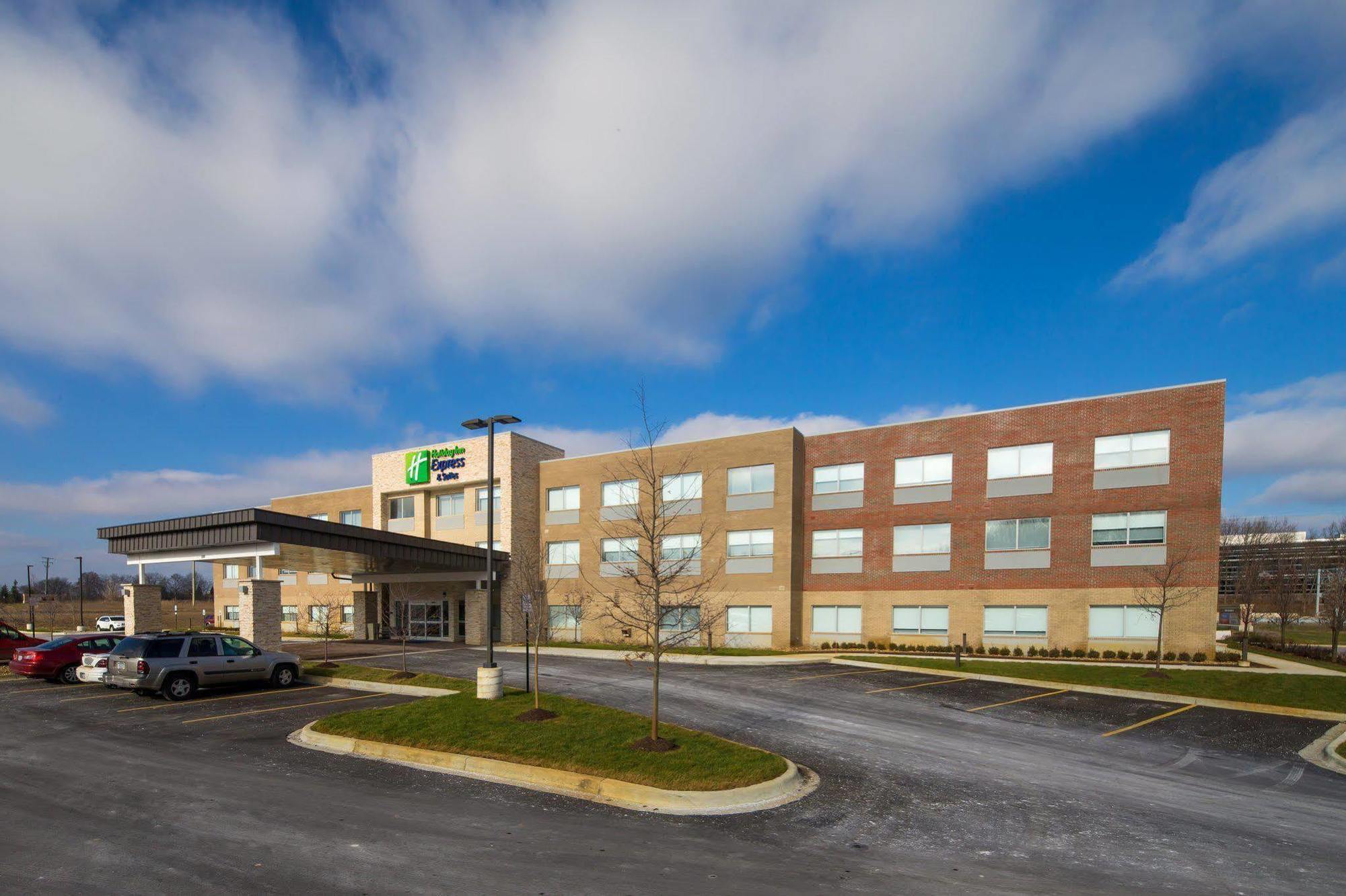 Holiday Inn Express & Suites Alpena - Downtown By Ihg Exteriér fotografie