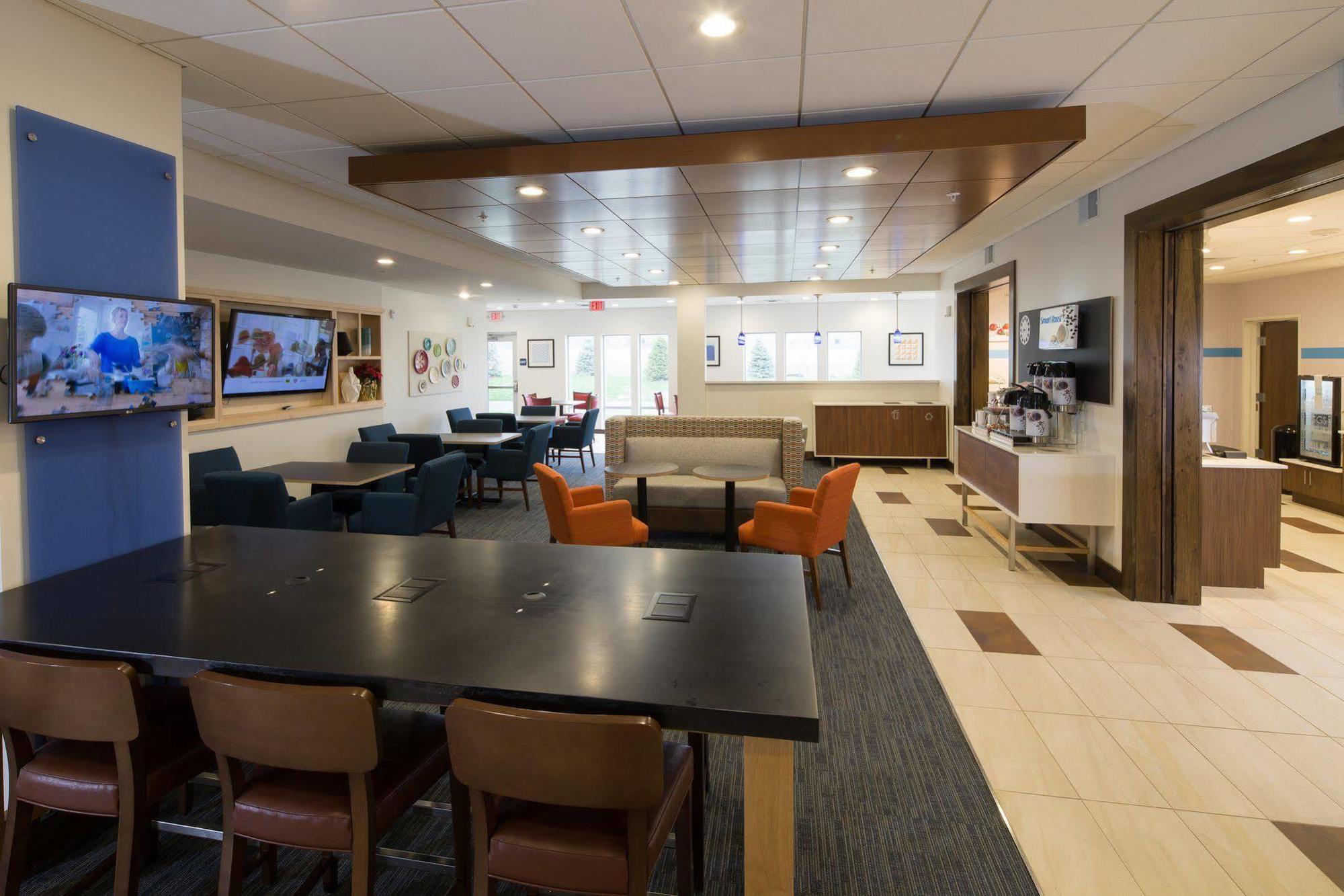 Holiday Inn Express & Suites Alpena - Downtown By Ihg Exteriér fotografie