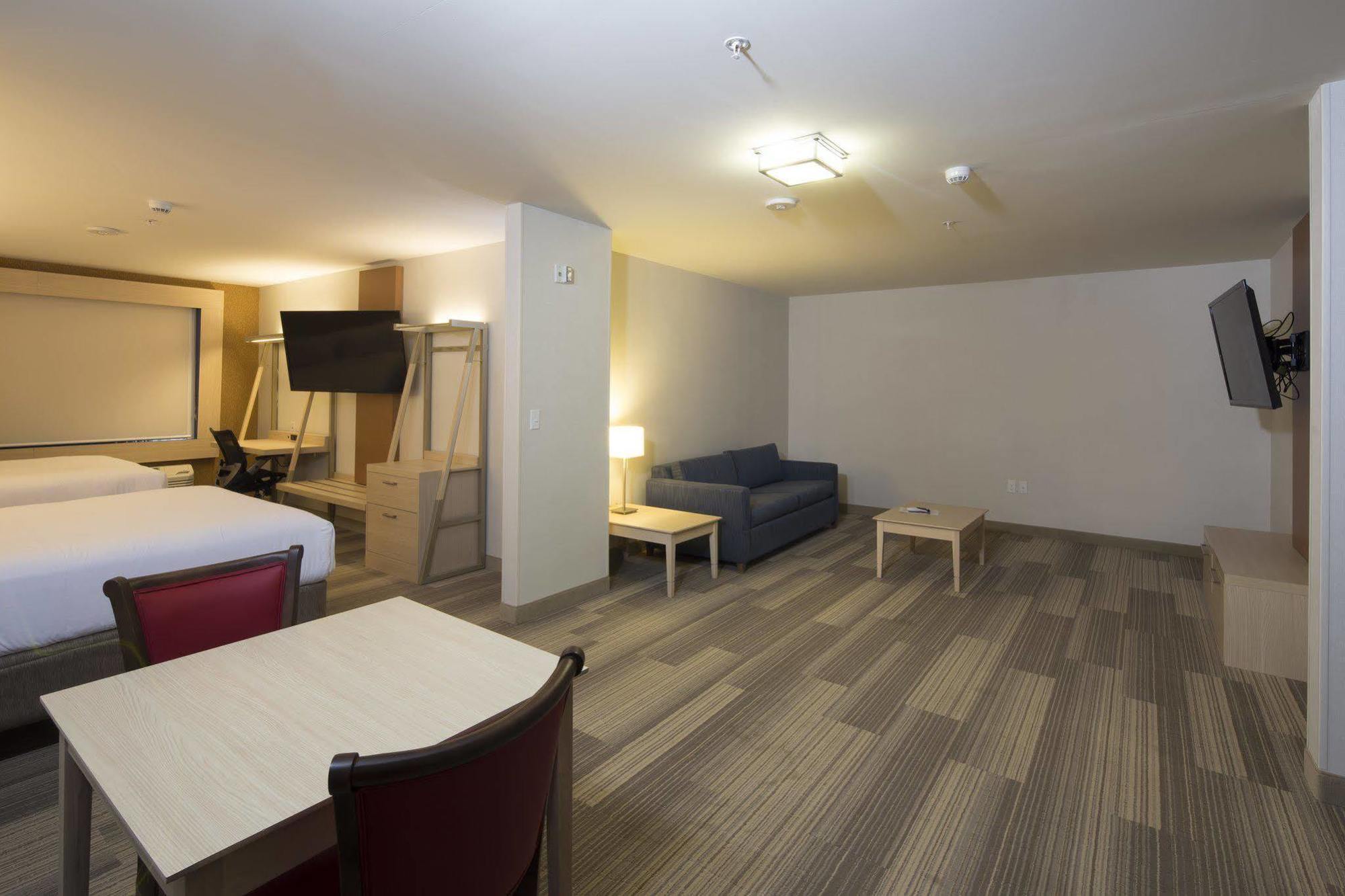 Holiday Inn Express & Suites Alpena - Downtown By Ihg Exteriér fotografie